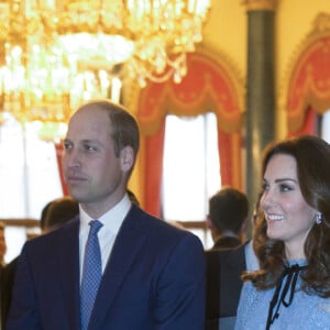 Le prince William, Catherine Kate Middleton, la duchesse de Cambridge (enceinte), le prince Harry à la réception "World mental health day" au palais de Buckingham à Londres, le 10 octobre 2017. 