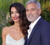 George Clooney et sa femme Amal ont acquis le domaine du Canadel à Brignoles
George Clooney et sa femme Amal lors de la première mondiale du film Ticket to Paradise à Londres
