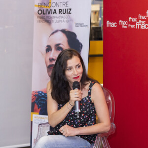 Exclusif - Olivia Ruiz - Rencontre Fnac avec Olivia Ruiz, à la Fnac Montparnasse - Paris le 17/06/2022 - © Jack Tribeca / Bestimage