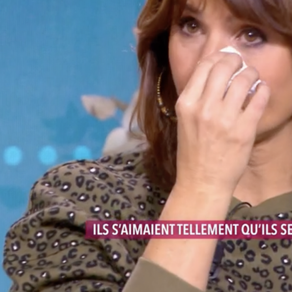 Faustine Bollaert en larmes dans "Ça commence aujourd'hui". France 2