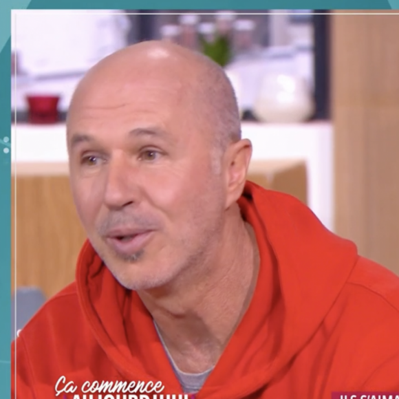 Faustine Bollaert en larmes dans "Ça commence aujourd'hui". France 2