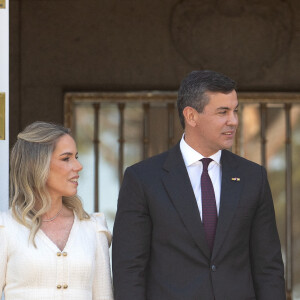 Le roi Felipe VI et la reine Letizia d'Espagne lors de la réception avec le président du Paraguay Santiago Pena et sa femme Leticia Ocampos au palais de la Zarzuela à Madrid. Le 28 février 2024 