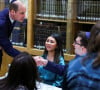 Et avec des membres plus jeunes, victimes d'antisémitisme. 
Le prince William, prince de Galles visite la synagogue Western Marble Arch et rencontre des survivants de l'Holocauste et des personnes touchées par l'antisémitisme à Londres, au Royaume-Uni, le 29 février 2024. 