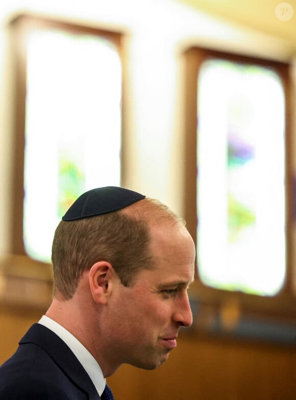 Le prince William, prince de Galles visite la synagogue Western Marble Arch et rencontre des survivants de l'Holocauste et des personnes touchées par l'antisémitisme à Londres, au Royaume-Uni, le 29 février 2024. 