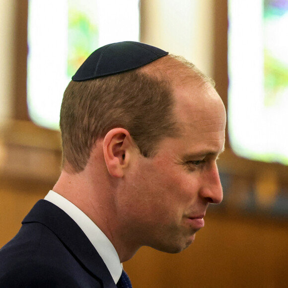 Le prince William, prince de Galles visite la synagogue Western Marble Arch et rencontre des survivants de l'Holocauste et des personnes touchées par l'antisémitisme à Londres, au Royaume-Uni, le 29 février 2024. 