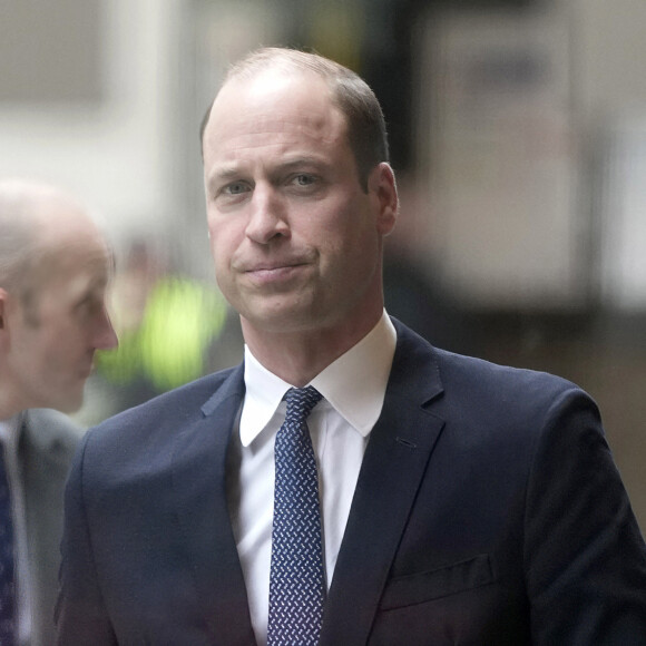 Le prince William, prince de Galles, est en visite au siège de la Croix-Rouge du Royaume Uni à Londres.