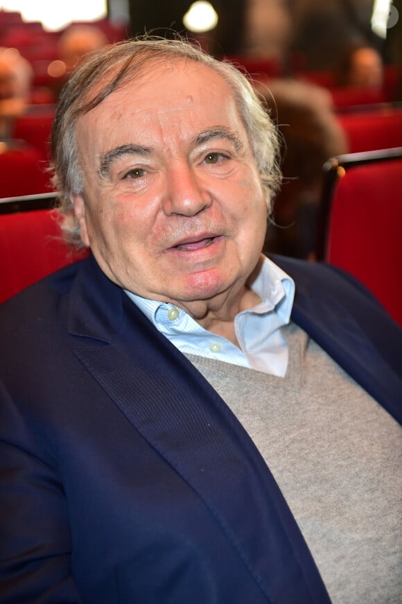 Jean-Pierre Bourtayre n'est plus. 
Jean-Pierre Bourtayre, Grand Prix de l'UNAC 2015 pour sa carrière lors de la remise du prix de l'UNAC 2015 à la Sacem à Paris.