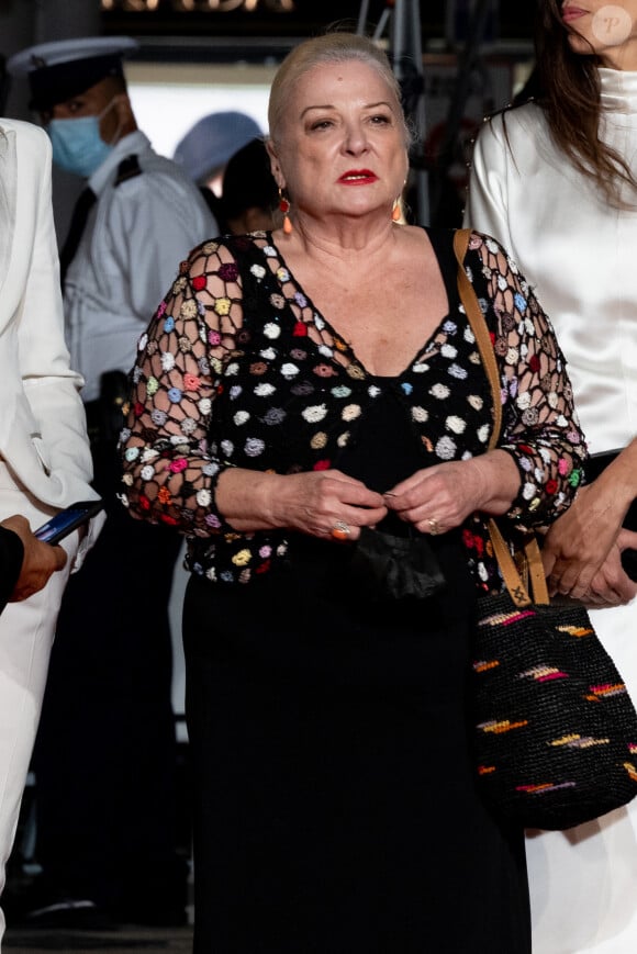 Josiane Balasko - Montée des marches du film " Tralala " lors du 74ème Festival International du Film de Cannes. Le 13 juillet 2021 © Borde-Jacovides-Moreau / Bestimage 
