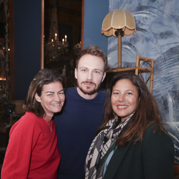 Exclusif - guest, Hortense d'Estève lors de la 5ème édition de la soirée "Les jeudis de Sandra" au Café Lapérouse à Paris, France, le 7 mars 2024.
