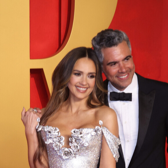 Jessica Alba et Cash Warren à la soirée des Oscars organisée par Vanity Fair