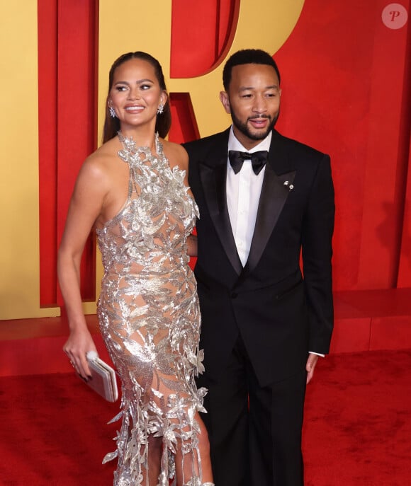 Chrissy Teigen et John Legend à la soirée des Oscars organisée par Vanity Fair