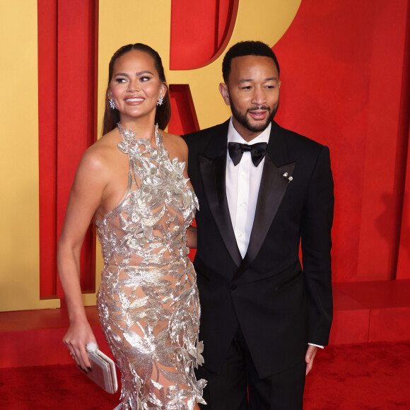 Chrissy Teigen et John Legend à la soirée des Oscars organisée par Vanity Fair