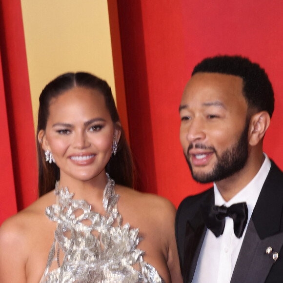 Chrissy Teigen et John Legend à la soirée des Oscars organisée par Vanity Fair