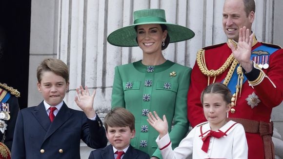 Kate Middleton et la photo retouchée : ces erreurs, analysées point par point, qui posent problème