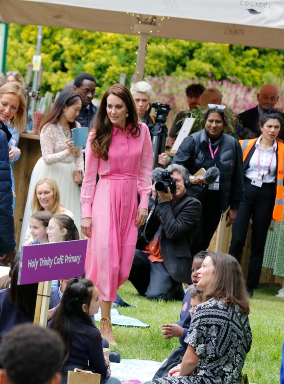 Catherine (Kate) Middleton, princesse de Galles, participe au pique-nique des enfants à l'exposition horticole "Chelsea Flower Show" à l'hôpital royal de Chelsea à Londres, Royaume Uni, le 22 mai 2023. 