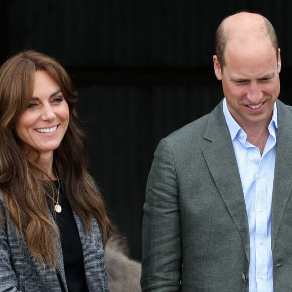 Des rumeurs laissent à penser que son couple avec le prince William batterait de l'aile.
Le prince William et la princesse Kate (Middleton) de Galles en visite à l'association caritative We Are Farming Minds à Kings Pitt Farm à Hereford. Le 14 septembre 2023 