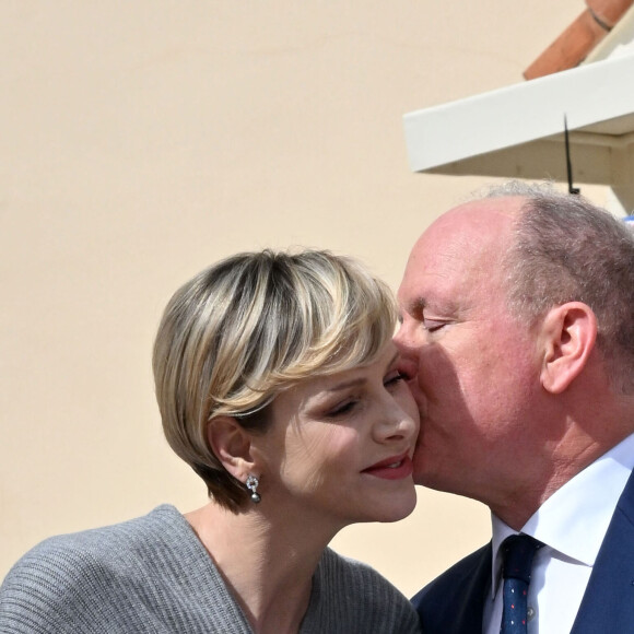Le prince Albert II de Monaco fête son anniversaire (66 ans) avec la princesse Charlène de Monaco et leurs enfants sur la Place du Palais princier de Monaco, le 14 mars 2024. © Bruno Bebert/Bestimage 