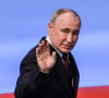 Dont l'un qui appartient à un ami de Vladimir Poutine. 
Vladimir Poutine tient un discours à son bureau de campagne après sa réélection. Moscou, le 17 mars 2024. 