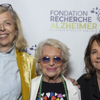 PHOTOS Anthony Delon pose avec sa grande amie, Mélanie Page très flashy avec son mari Nagui pour lutter contre Alzheimer