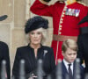Le couple a donc appris la terrible nouvelle en découvrant la vidéo de la princesse de Galles sur ses réseaux sociaux.  
Meghan Markle, Camilla Parker Bowles, reine consort d'Angleterre, Le prince George de Galles, La princesse Charlotte de Galles, Catherine (Kate) Middleton, princesse de Galles - Procession du cercueil de la reine Elizabeth II d'Angleterre de Wesminster Hall où il était exposé au public, jusqu'à l'Abbaye de Westminster.