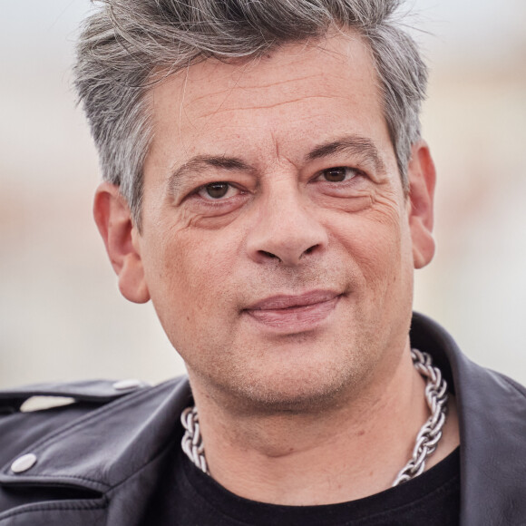 Benjamin Biolay au photocall de "Rosalie" lors du 76ème Festival International du Film de Cannes, le 18 mai 2023. © Jacovides/Moreau/Bestimage
