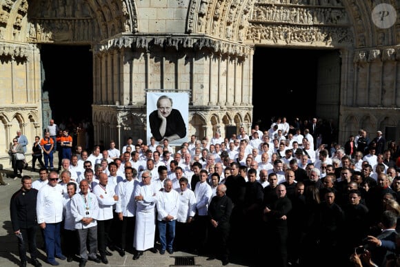 Alain Ducasse, Thierry Marx - Obsèques de Joël Robuchon en la cathédrale Saint-Pierre de Poitiers le 17 août 2018. © Patrick Bernard / Bestimage 