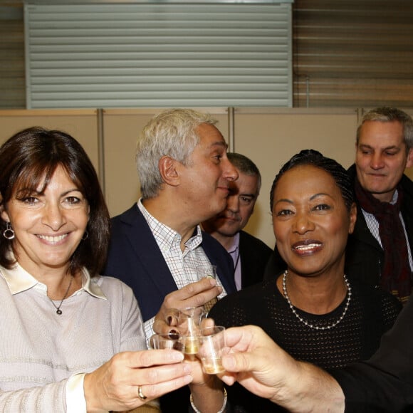 Anne Hidalgo, Babette de Rozières, Joël Robuchon - 1er salon de la gastronomie des Outre-Mer à paris le 7 février 2015