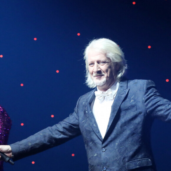 "Je prends deux-trois jours de repos avant de partir à Toulouse pour finir de mixer mon album et puis j'ai encore plein de spectacles, je viens encore d'écrire une pièce de théâtre..."
Exclusif - Patrick Sébastien - Spectacle "Le plus grand cabaret du monde" présenté par Patrick Sébastien au Dôme de Paris le 5 novembre 2021. © Bahi/Bestimage