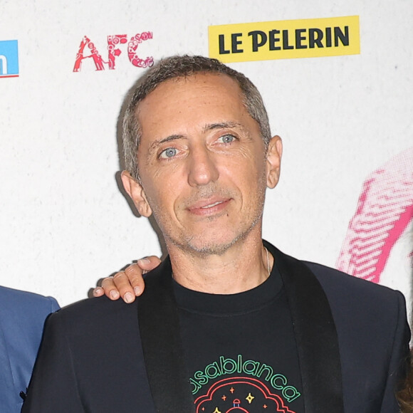 Le comédien de 52 ans avait dû affronter, en 2017, des accusations de vol de blagues à l'époque de la chaîne Youtube CopyComic.
Gilbert Coullier, Gad Elmaleh et Nicole Coullier - Générale du spectacle musical "Bernadette de Lourdes" au Dôme de Paris à Paris le 21 septembre 2023. © Coadic Guirec/Bestimage