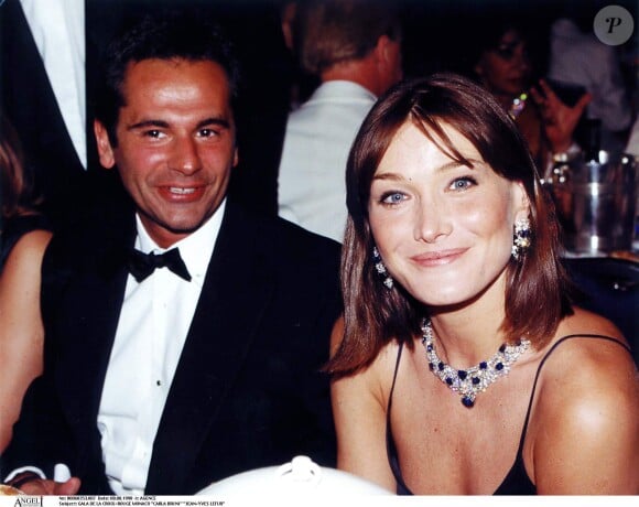 Carla Bruni et Jean-Yves Le Fur au gala de la Croix Rouge à Monaco en 1998