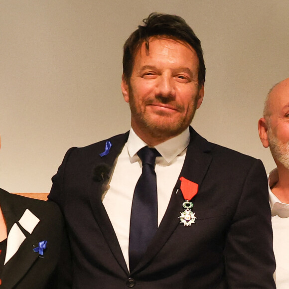 Il a été félicité par de célèbres collègues à lui sur Instagram.
Samuel Le Bihan décoré de la légion d'honneur à Paris. © Coadic Guirec / Bestimage