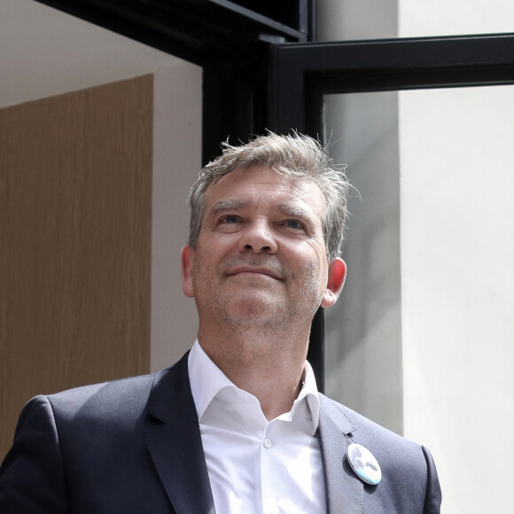 "La mémère", nouvelle glace bio lancée par Arnaud Montebourg (ancien ministre de l'économie) fête son premier anniversaire à Paris, France, le 21 juin 2021. © Stéphane Lemouton/Bestimage