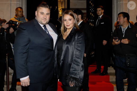 Le couple star de Youtube "Nicocapone" (Nicolas "Nico" Scudéri et Daniela "Dani" Pinto) - Arrivées à la 10ème édition du "Global Gift Gala 2022" au Four Seasons Hotel George V à Paris le 19 novembre 2022. © Christophe Clovis / Bestimage 