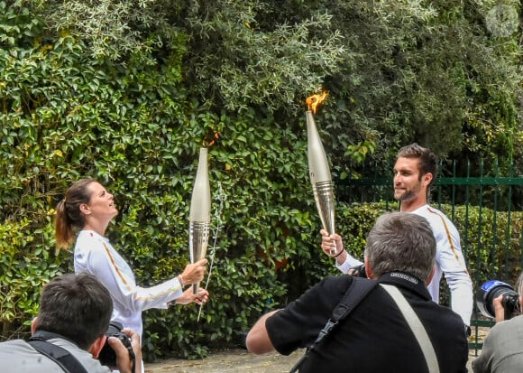 L’ancienne nageuse, Laure Manaudou est la première relayeuse française de la flamme olympique peu de temps après la cérémonie d'allumage sur le site antique d'Olympie, Grèce, le 16 avril 2024. © Intime/Panoramic/Bestimage 