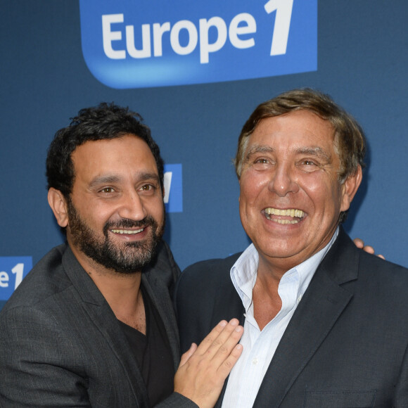 Cyril Hanouna et Jean-Pierre Foucault - Conférence de rentrée de Europe 1 à Paris. Le 3 septembre 2014