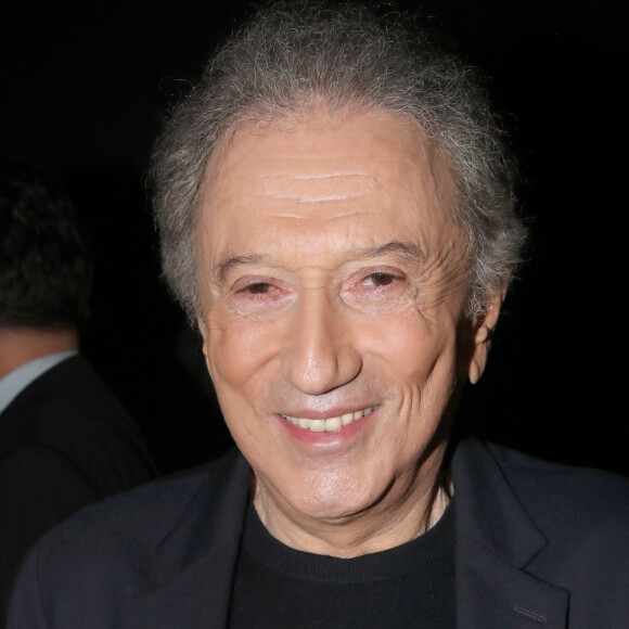 Exclusif - Michel Drucker (Laurier d'honneur) - Backstage de la 29ème cérémonie des Lauriers de l'Audiovisuel au théâtre Marigny à Paris le 26 février 2024. © Bertrand Rindoff / Bestimage 