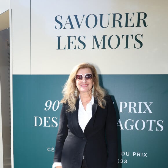 Valerie Trierweiler lors de la 90ème édition au café Les Deux Magots, le 25 septembre 2023 à Paris. G.Boley est le lauréat de cette année pour son livre "A ma soeur et unique" (Ed. Grasset). © Denis Guigenbourg / Bestimage 