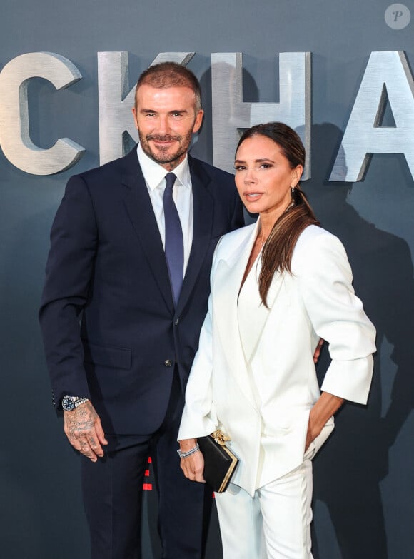 Les Beckham ont choisi un mode de vie particulièrement original...
David Beckham, Victoria Beckham arrivant à la première de Beckham, Curzon Mayfair, Londres, Royaume-Uni, 3 octobre 2023. Photo par Brett D. Cove/Splash News/ABACAPRESS.COM