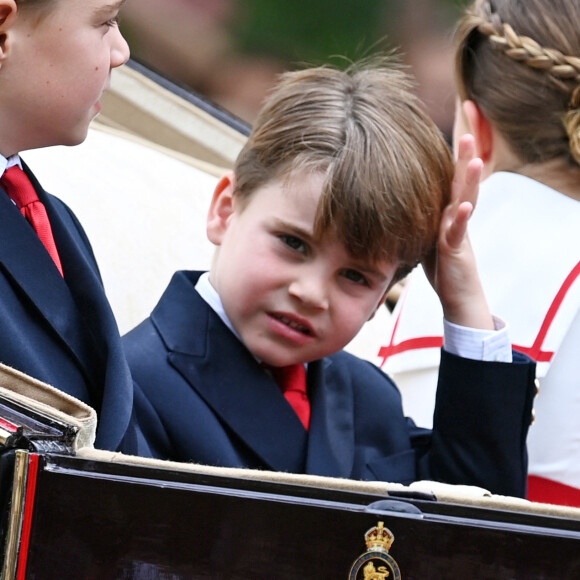 Le prince George, la princesse Charlotte et le prince Louis de Galles - La famille royale d'Angleterre lors du défilé "Trooping the Colour" à Londres. Le 17 juin 2023