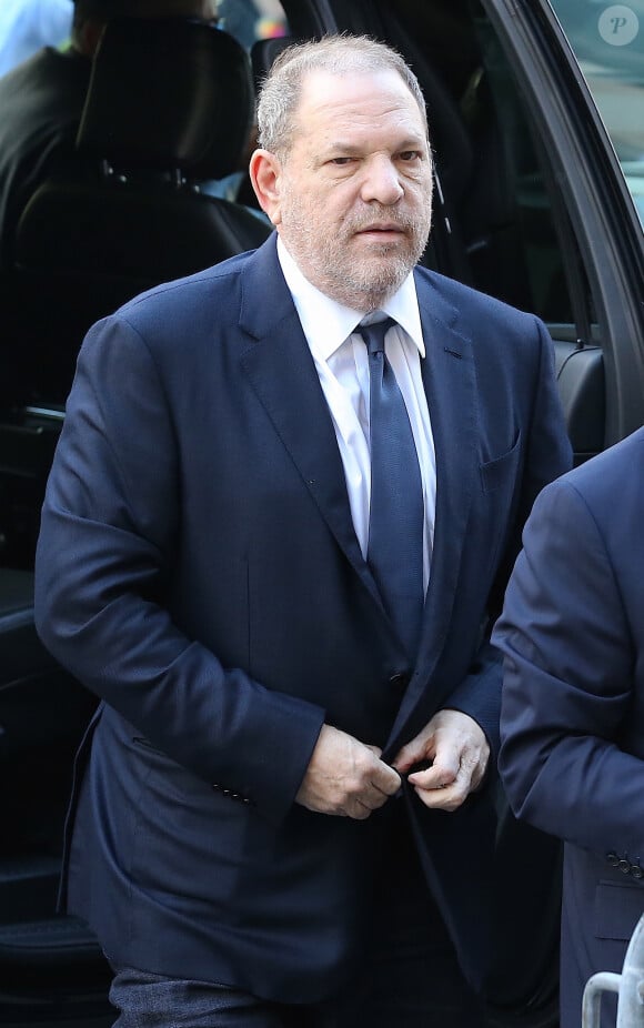 Harvey Weinstein arrive au tribunal de Manhattan et plaide non coupable des accusations de viol et d'agression sexuelle portées contre lui le 5 juin 2018. New York