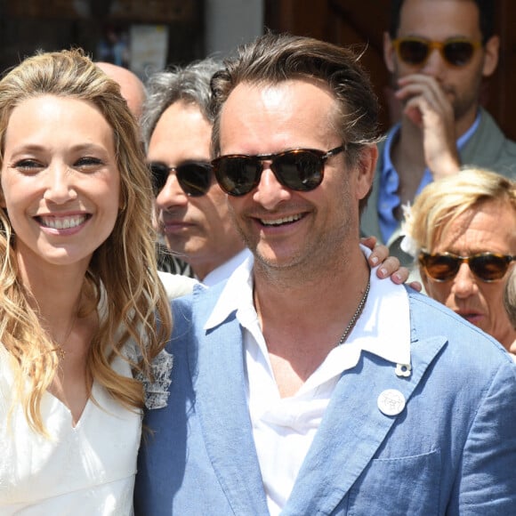 
Laura Smet et son frère David Hallyday assistant à son mariage à l'église avec Raphaël Lancrey Javal le 15 juin 2019 à l'église Notre-Dame-Des-Flots au Cap Ferret, France. Photo par ABACAPRESS.COM