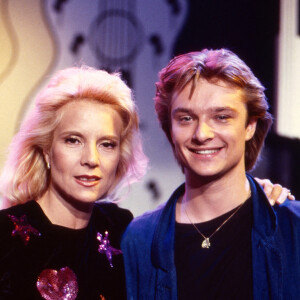 Sylvie Vartan et David Hallyday, chanteurs français, lors d'une émission de télévision en Allemagne vers 1998. Photo par DPA/ABACAPRESS.COM