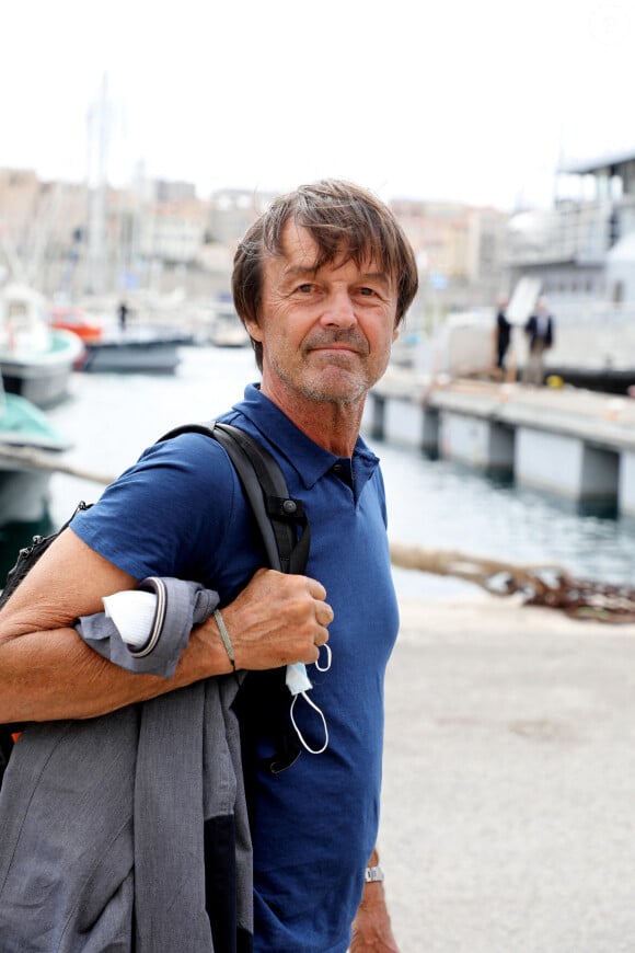 L'ancien ministre de l'Écologie Nicolas Hulot lors de la conférence de presse du président de la République après la sortie en mer à bord du navire scientifique "Alfred Merlin" à Marseille Marseille, France, le 3 septembre 2021. © Dominique JacovidesBestimage 