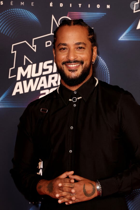 Slimane au photocall de la 25ème cérémonie des "NRJ Music Awards (NMA)" au palais des Festivals et des Congrès de Cannes, France, le 10 novembre 2023. © Dominique Jacovides/Bestimage 