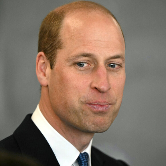 "Tout va bien, merci. Oui, nous allons bien.", a-t-il simplement déclaré.
Le prince William, prince de Galles, visite la société Low Carbon Materials à Seaham, le 30 avril 2024. L'entreprise travaille à créer des alternatives de matériaux de construction à faible émission de carbone. 