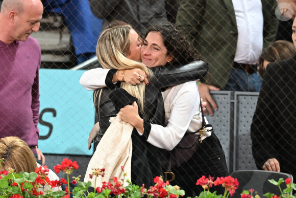 Xisca Perello et Maribel Nadal - La famille proche de Rafael Nadal est émue après sa défaite en huitième de finale au Tournoi de tennis de Madrid (Mutua Madrid Open) le 30 avril 2024. 
