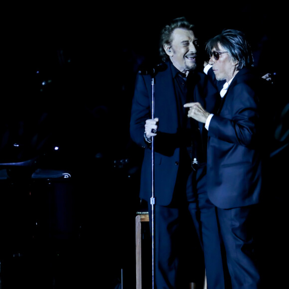 Exclusif - Eddy Mitchell, Johnny Hallyday et Jacques Dutronc - Premier concert "Les Vieilles Canailles" au stade Pierre Mauroy à Lille. Le trio sera en concert à Paris à l'Accorhotels Arena Popb Bercy le 24 juin, et sera retransmis en direct sur TF1 en Prime Time. Lille, le 10 juin 2017 © Andred / Bestimage 