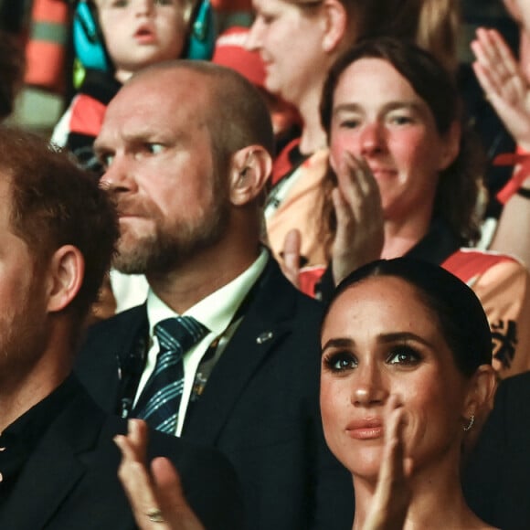 Elle garde un mauvais souvenir en mémoire selon "The Sun"
Le prince Harry Duc de Sussex et Meghan Markle, duchesse de Sussex lors de la cérémonie de clôture des Invictus Games 2023 à Dusseldorf le 16 septembre 2023