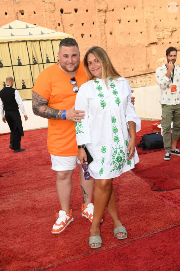 Exclusif - Le couple d'influenceurs Nicocapone, Nicolas Scuderi (Nico) et Daniela Pinto au photocall de la soirée du grand gala du "Marrakech du Rire 2022" pour la 10ème édition au palais El Badiî à Marrakech, Maroc, le 18 juin 2022. © Rachid Bellak/Bestimage