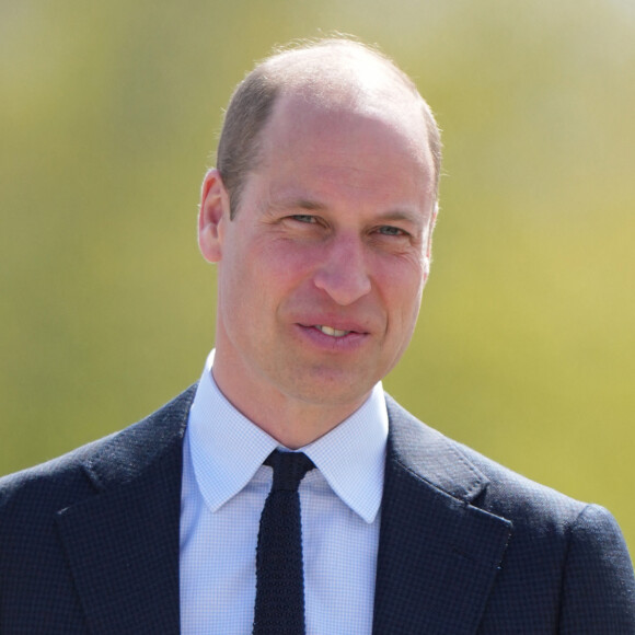 Le prince William de Galles en visite à la "St. Michael's High School" à Sandwell.